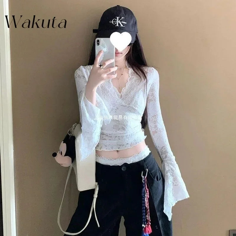 WAKUTA Sexy Lace Shirt V-neck Long-sleeved Outwear Tops Fall Short Tight Design Pure Desire Hottie Inner Pullovers Кофта Женская