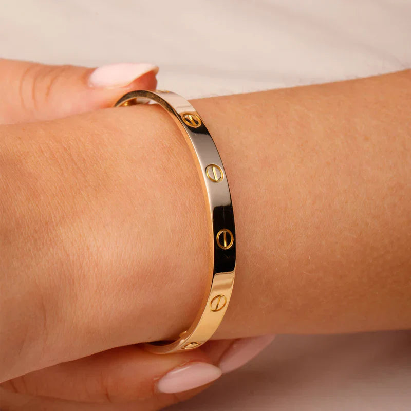 Elegant Screw Bangle Bracelet – Luxury Designer Style